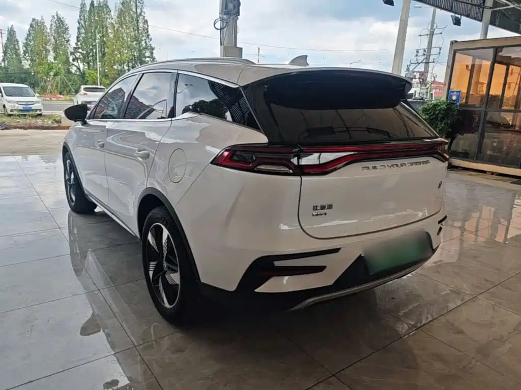 BYD Tang New Energy — миниатюра 5