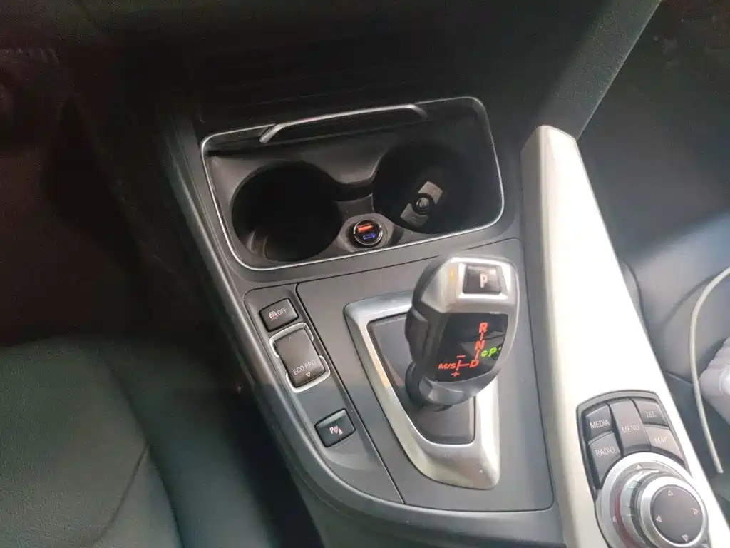 BMW 3 Series — миниатюра 7