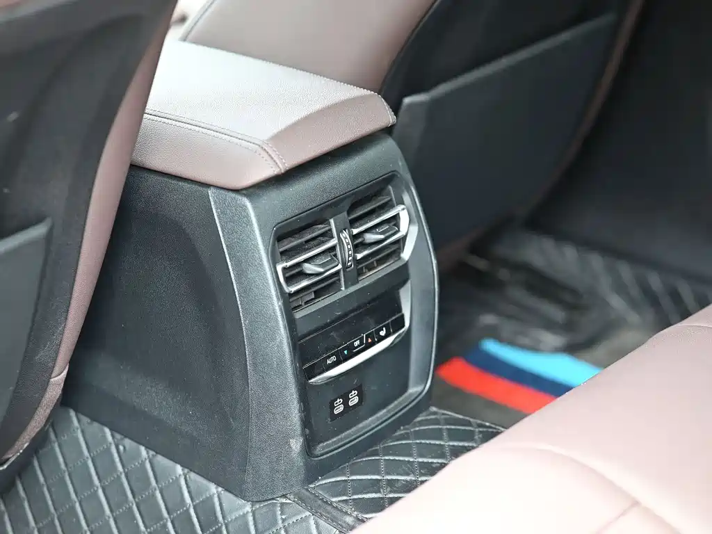 BMW 3 Series — миниатюра 15
