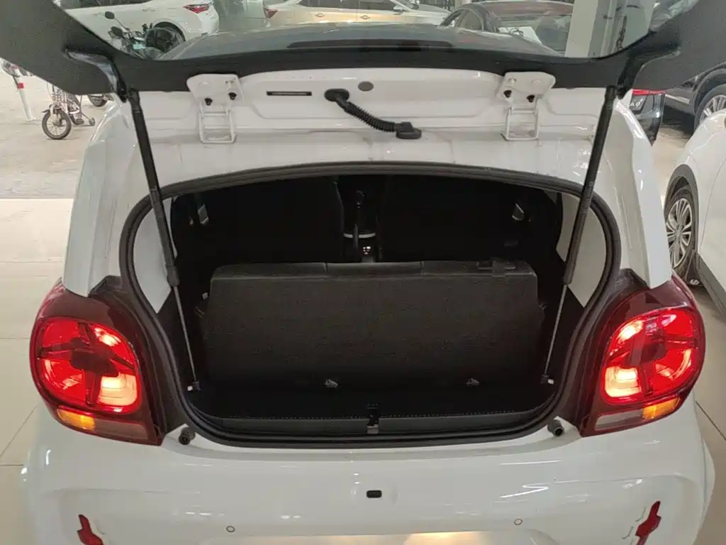 Roewe Clever — миниатюра 19