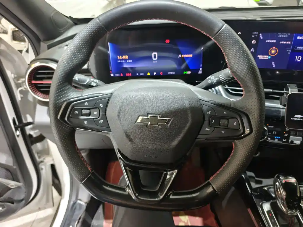 Chevrolet Seeker — миниатюра 15
