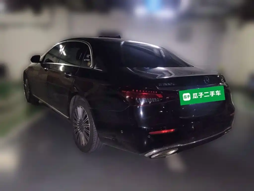 Mercedes-Benz E-Class — миниатюра 25