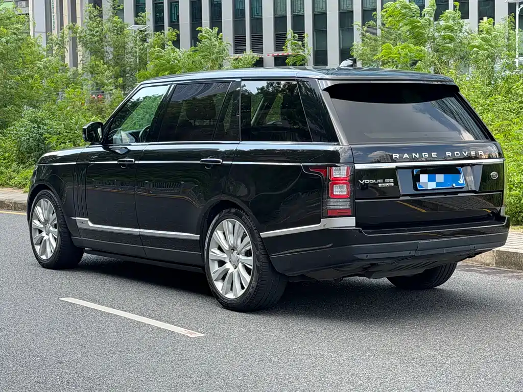 Land Rover Range Rover — миниатюра 6