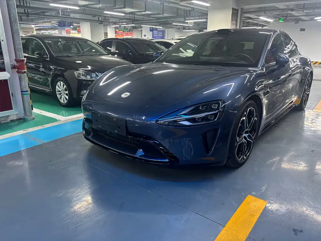 Xiaomi SU7 2024