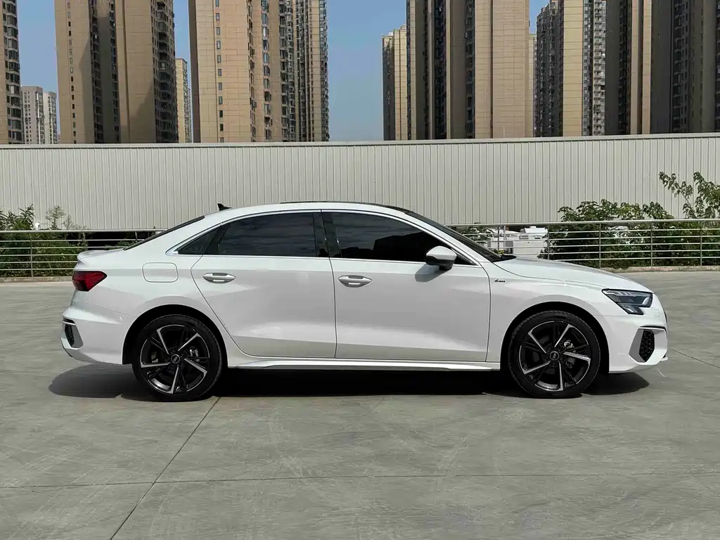 Audi A3 — миниатюра 8