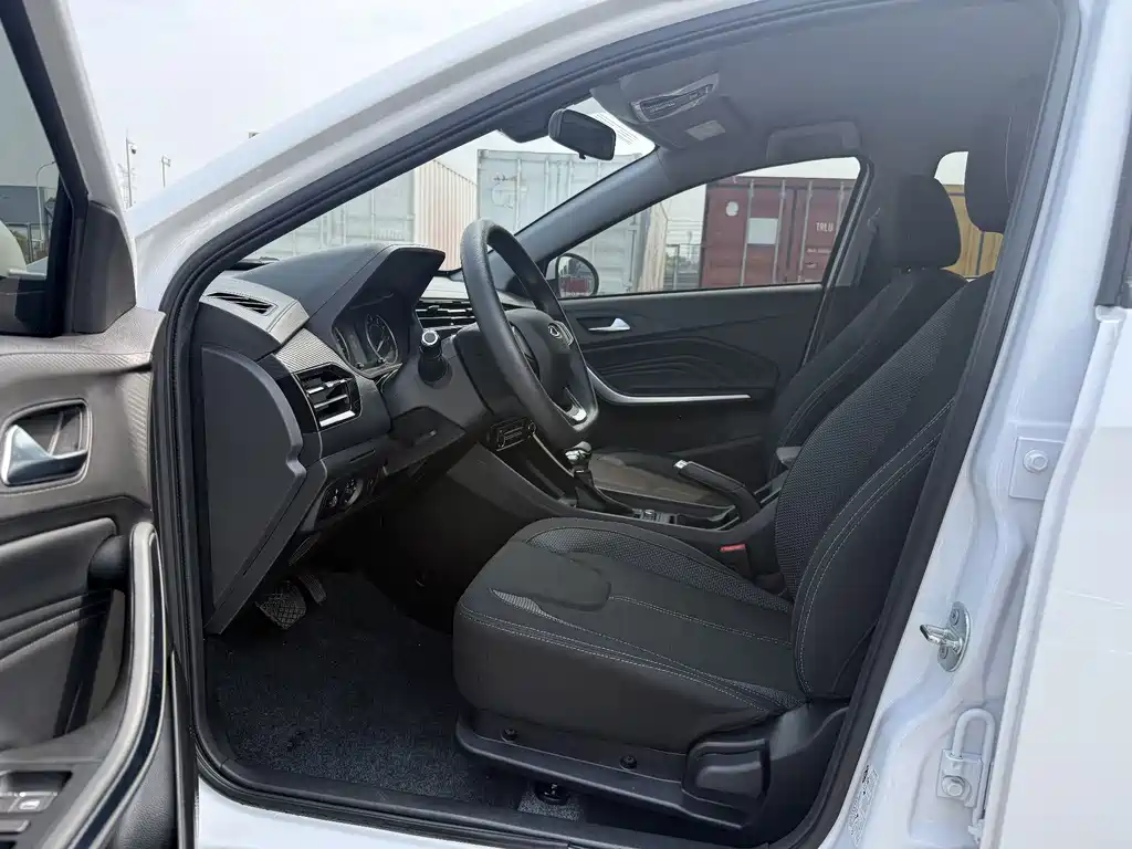 Chery Tiggo 3x — миниатюра 4