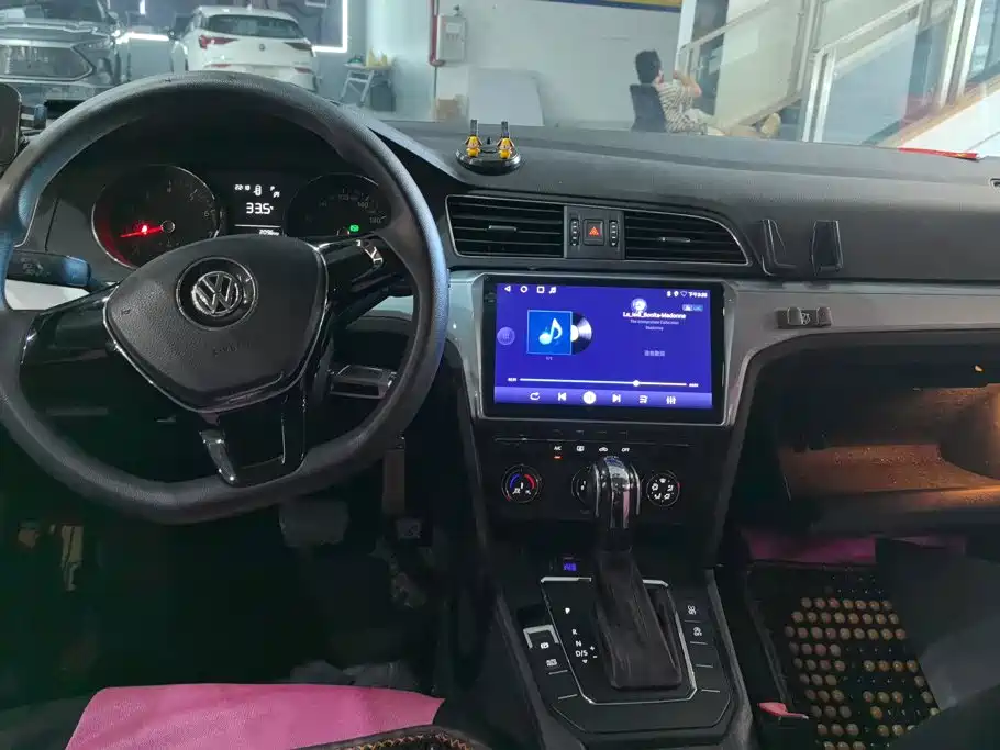 Volkswagen Lamando — миниатюра 12