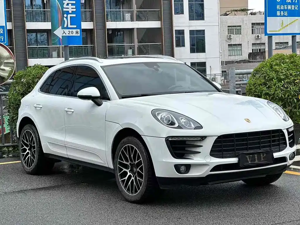 Porsche Macan — миниатюра 3