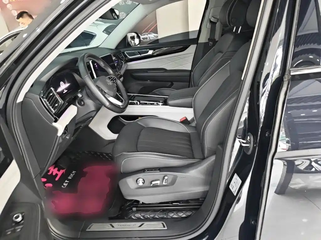 Volkswagen Teramont — миниатюра 11