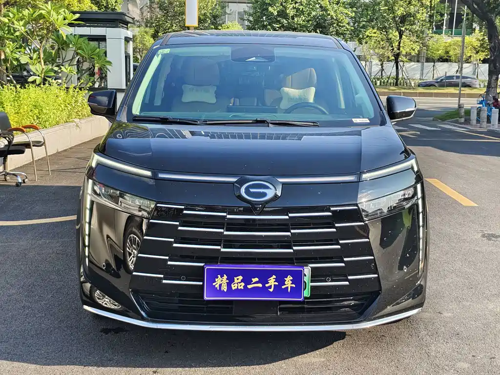 GAC Motor Trumpchi E8 PHEV — миниатюра 2