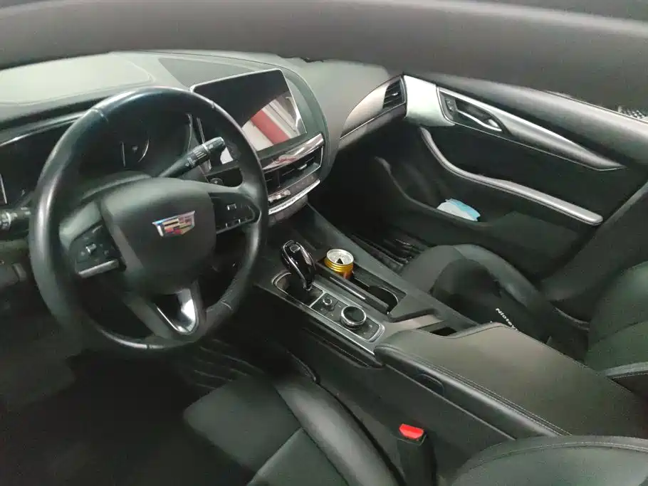 Cadillac CT5 — миниатюра 16
