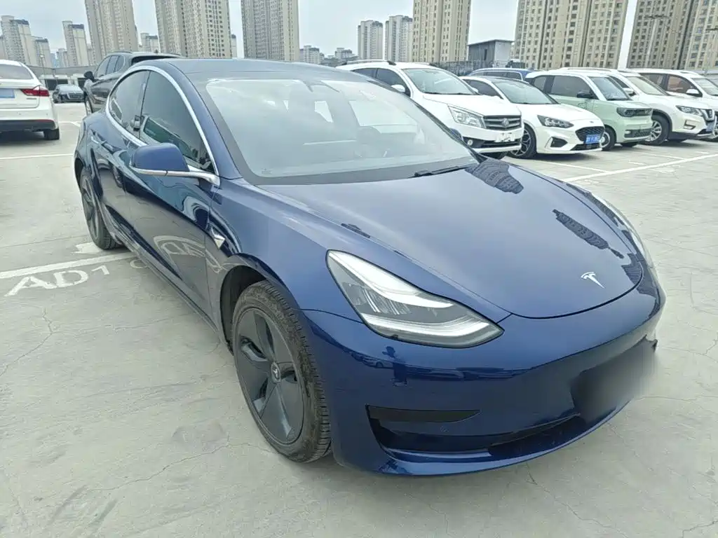 Tesla Model 3 — миниатюра 4