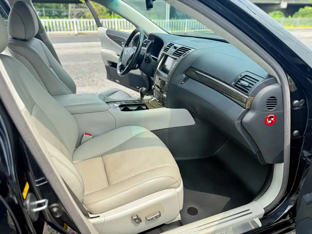 Lexus LS 2007 600hL Luxury