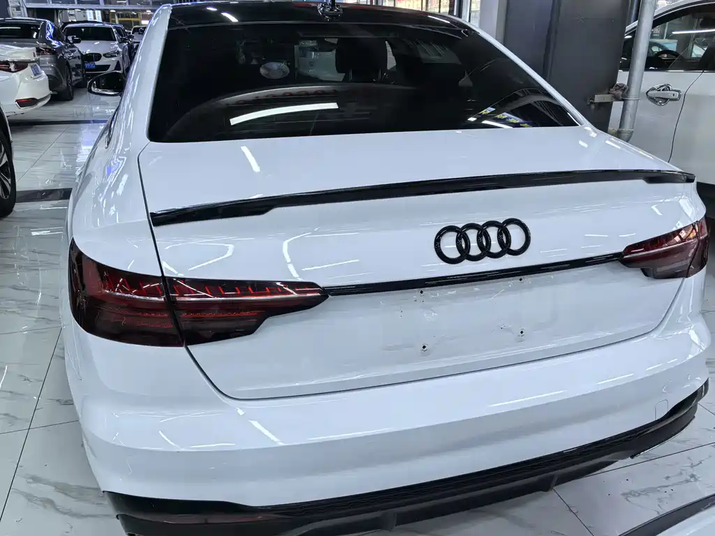Audi A4L — миниатюра 5