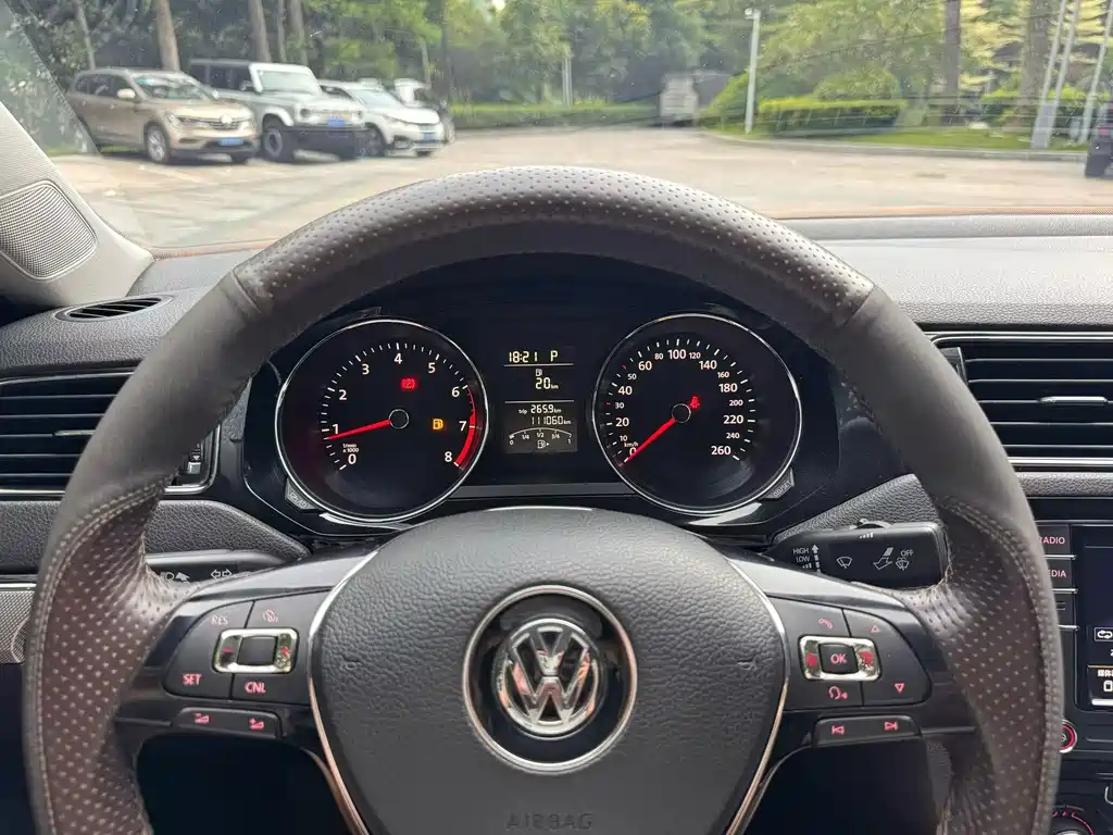 Volkswagen Sagitar — миниатюра 9