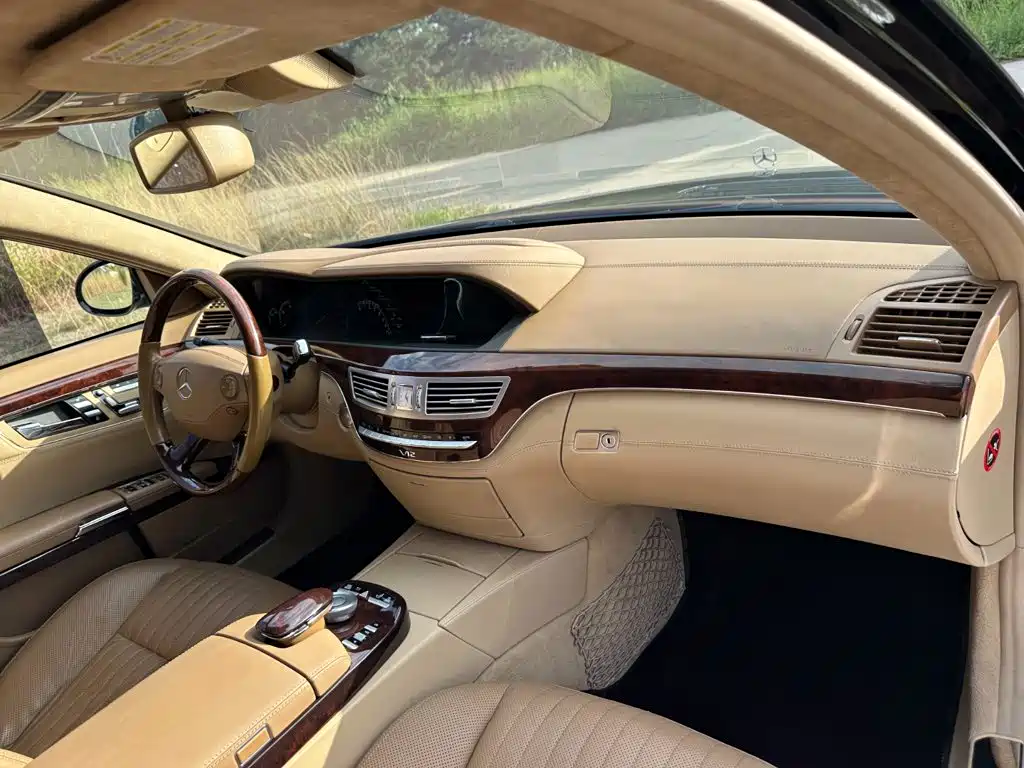 Mercedes-Benz S-Class — миниатюра 17