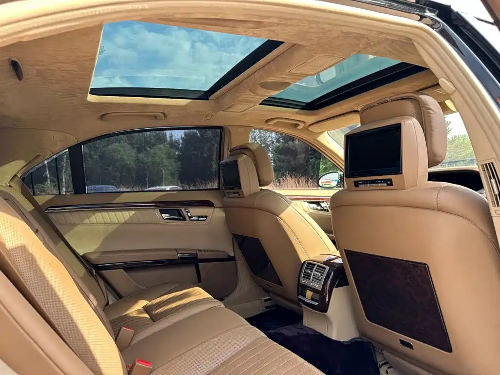 Mercedes-Benz S-Class — миниатюра 19