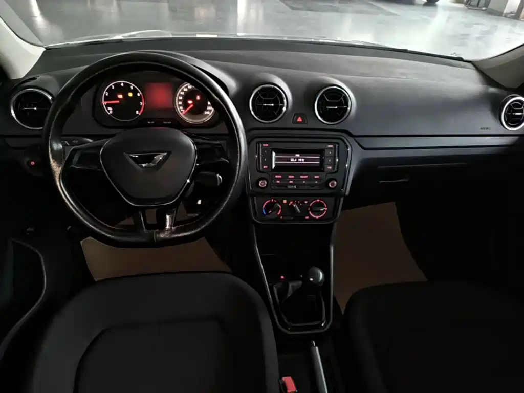 Jetta VA3 — миниатюра 10