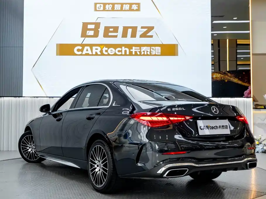 Mercedes-Benz C-Class — миниатюра 6