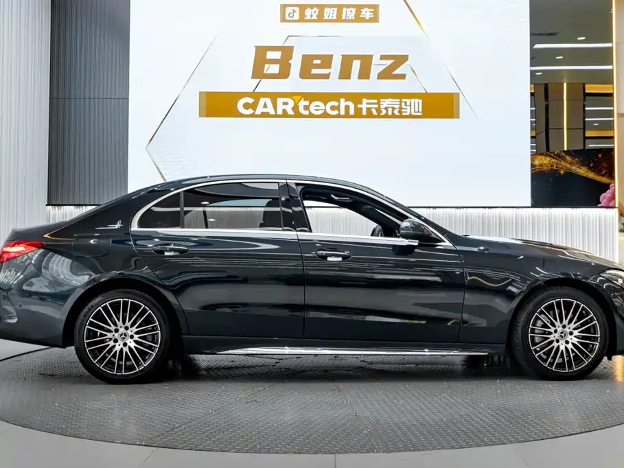 Mercedes-Benz C-Class — миниатюра 4