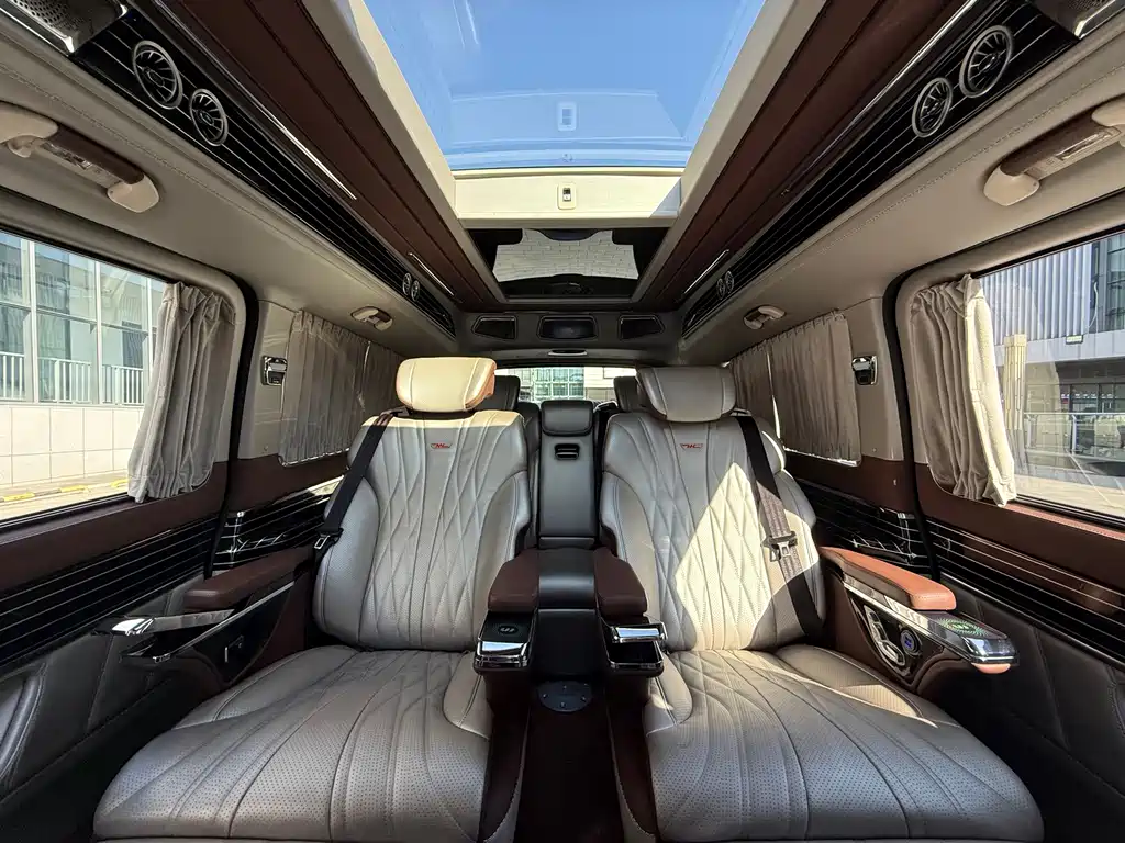 MERCEDES-BENZ V CLASS