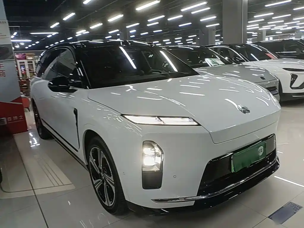 NIO ES8 — миниатюра 4