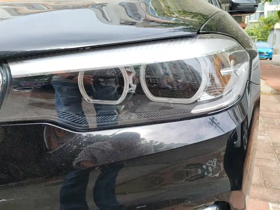 BMW 5 Series — миниатюра 5