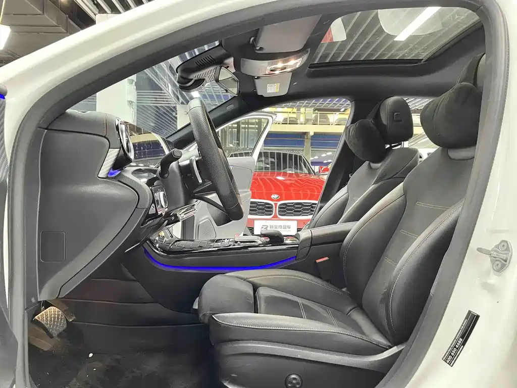 Mercedes-Benz A-Class — миниатюра 8