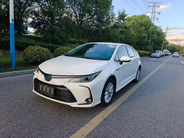TOYOTA COROLLA 2023