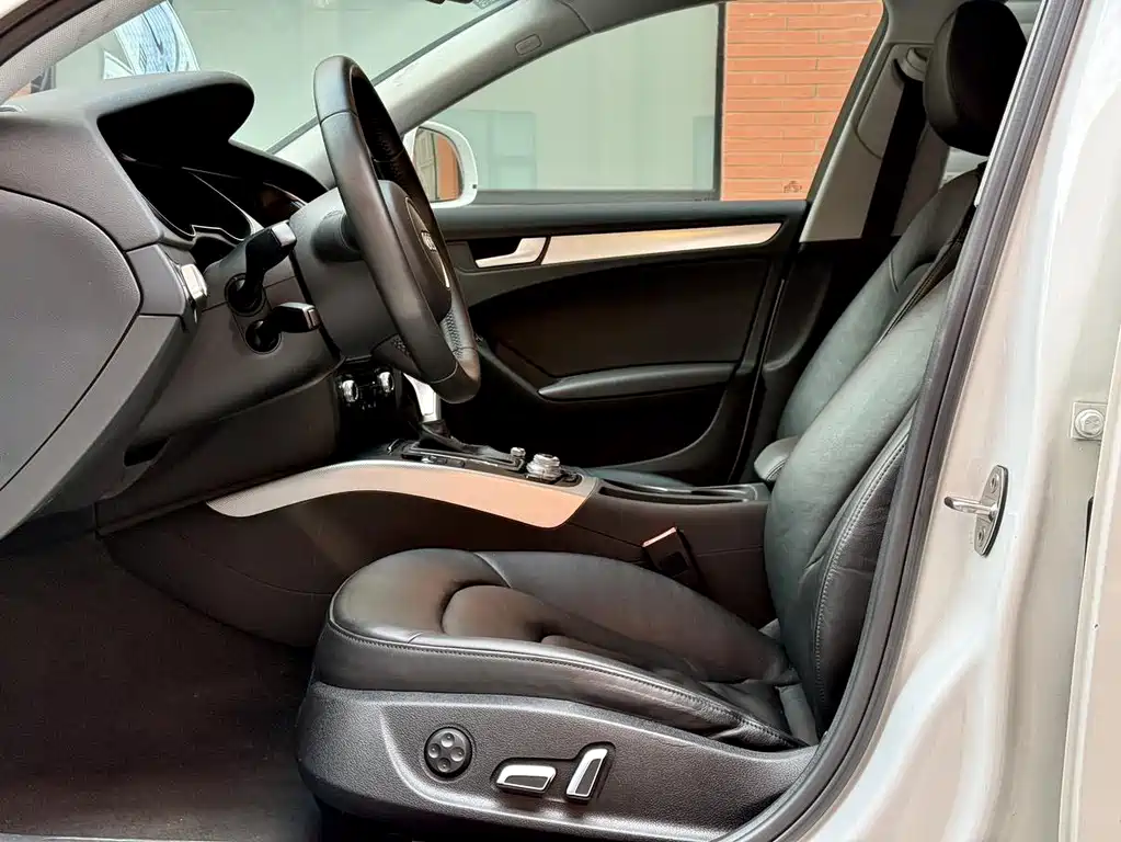 Audi A4 (Import) — миниатюра 8