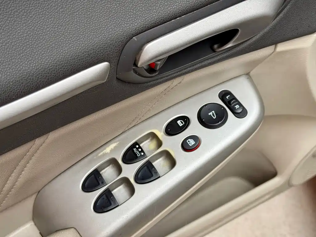 Honda Civic — миниатюра 14