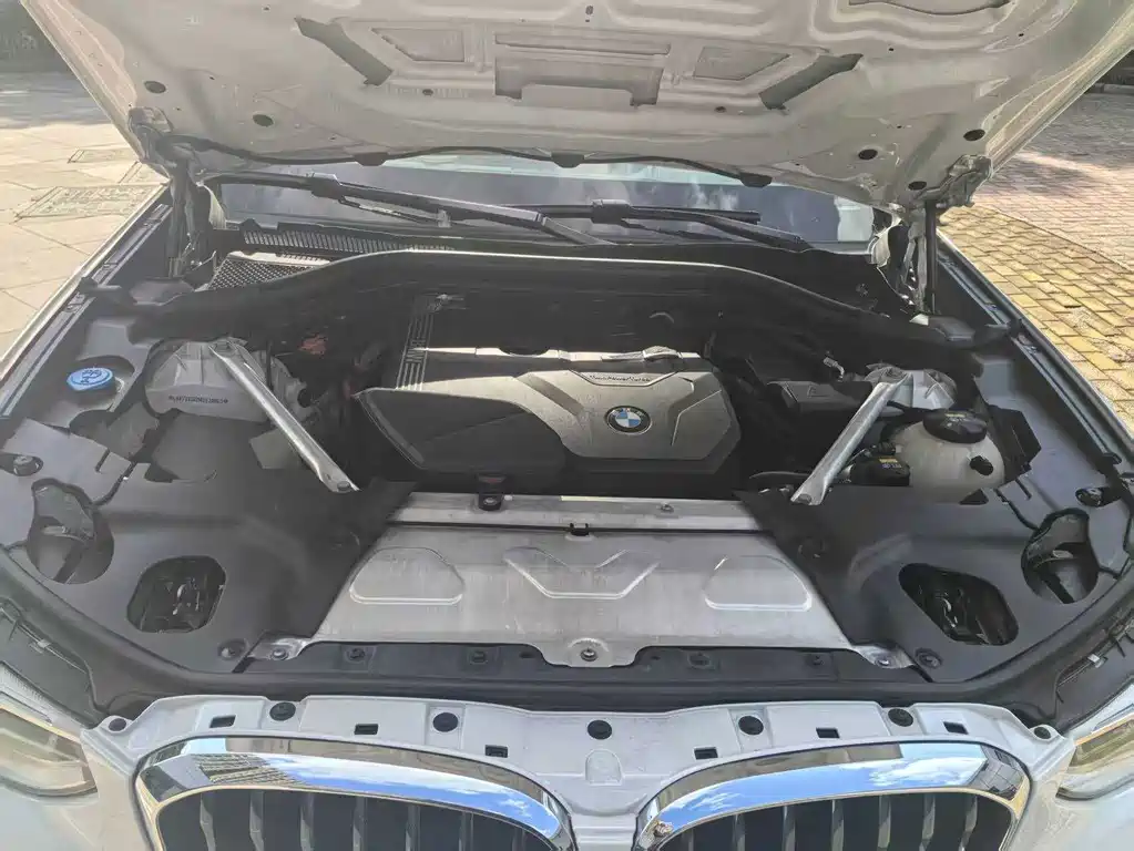 BMW X3 — миниатюра 5