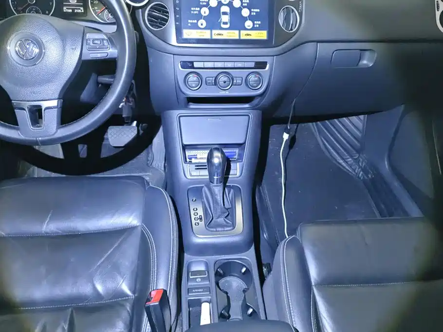 Volkswagen Tiguan — миниатюра 16