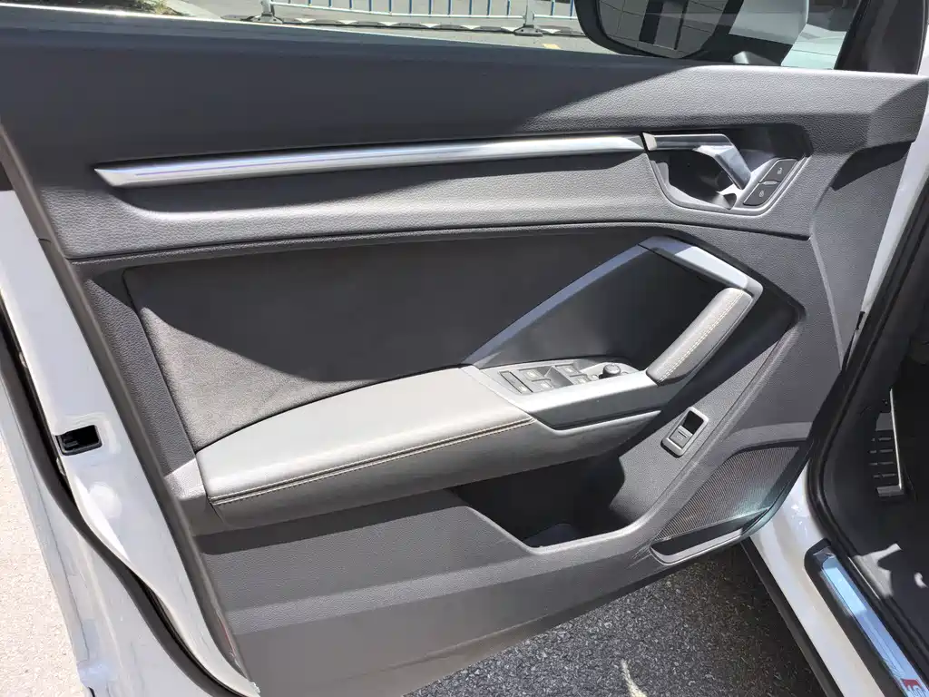 Audi Q3 2024 35 TFSI Fashion