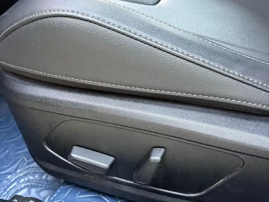 Hyundai Elantra — миниатюра 14