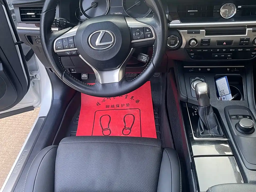 Lexus ES — миниатюра 6