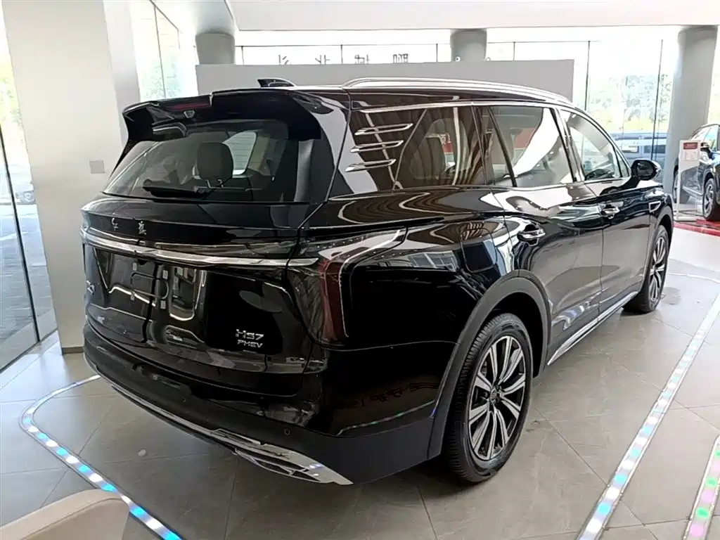 Hongqi HS7 PHEV 2025 2.0T PHEV 200 6 мест