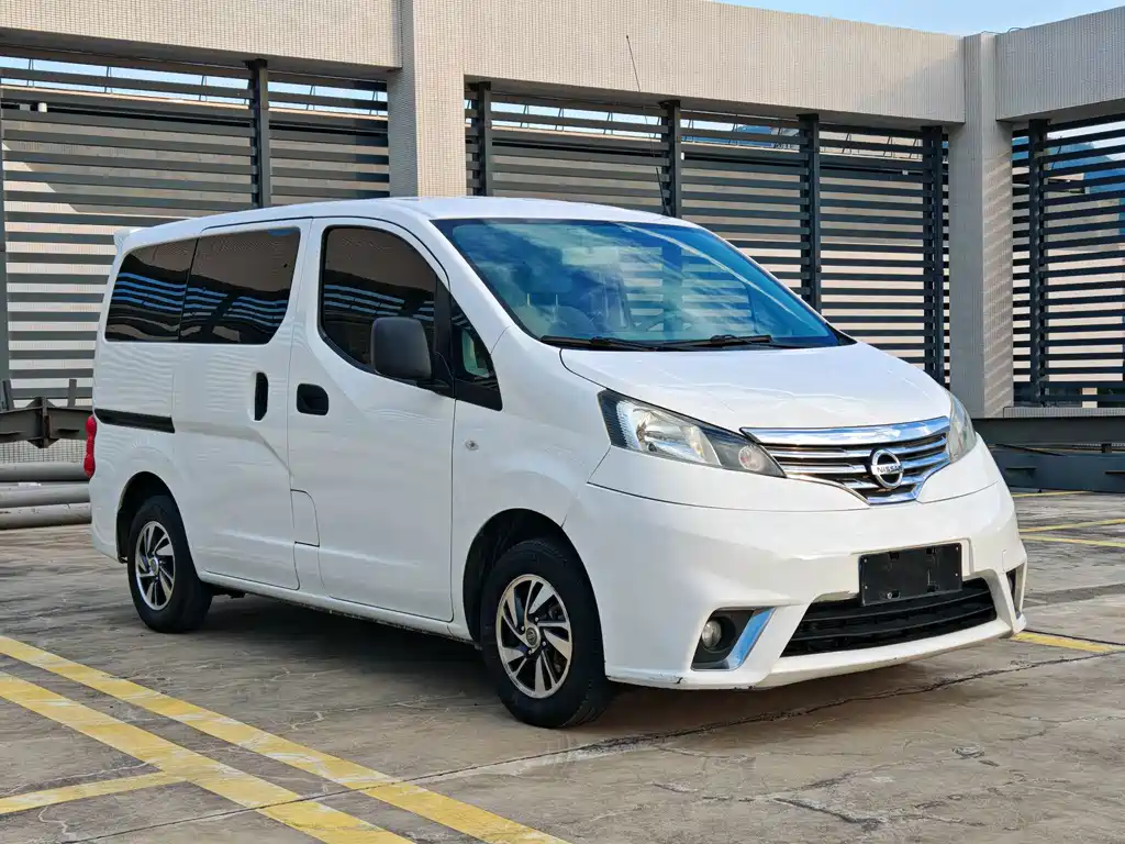 Nissan NV200 — миниатюра 3