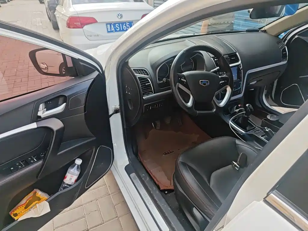 Geely Emgrand — миниатюра 17
