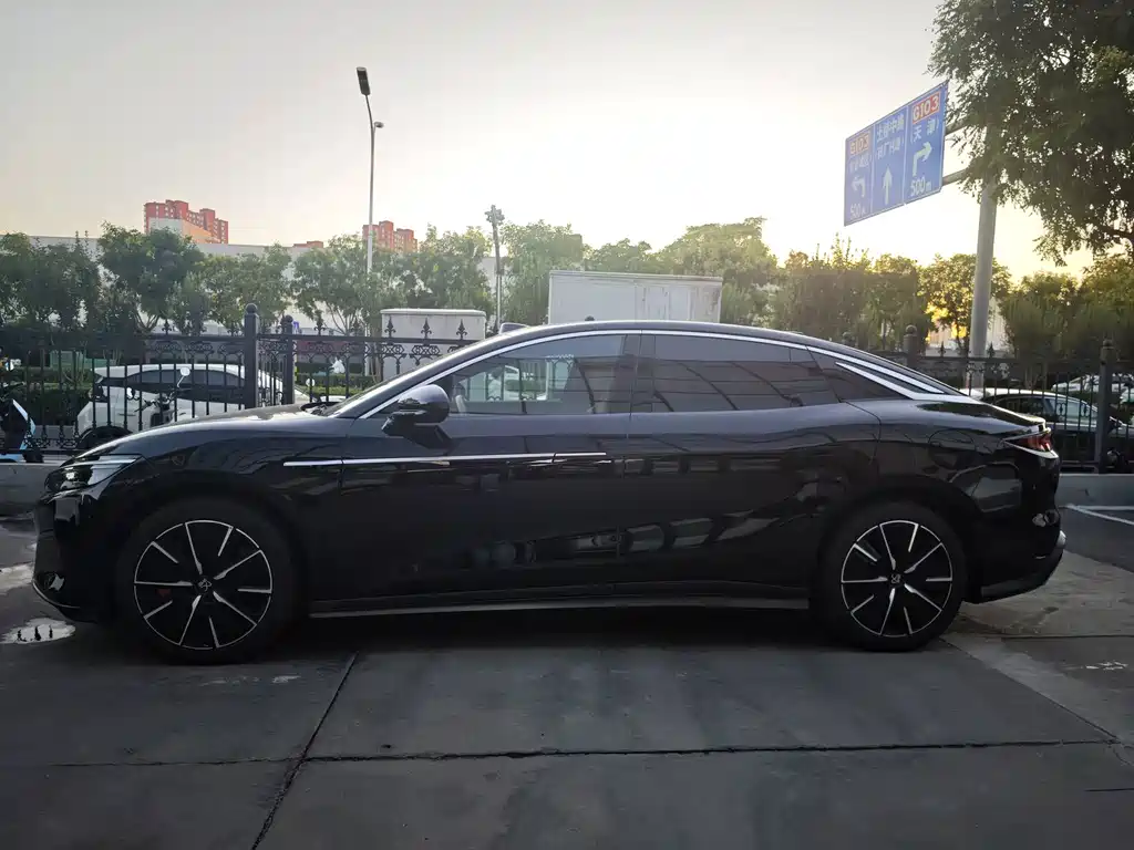 BYD Han L — миниатюра 4