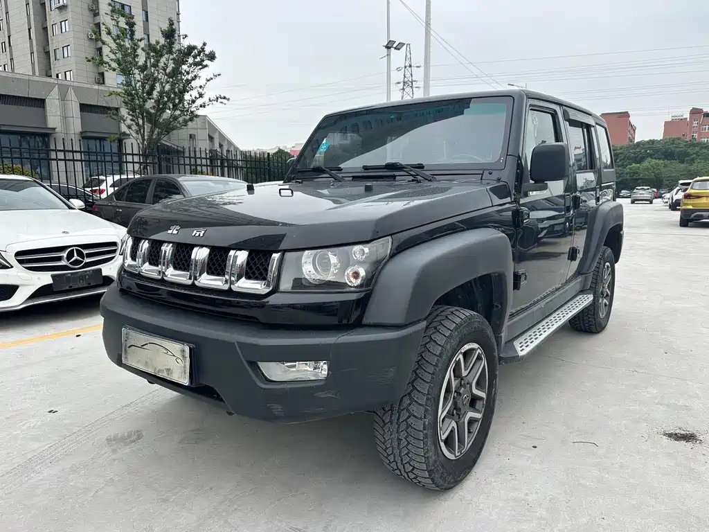 Купить Beijing Off-Road BJ40