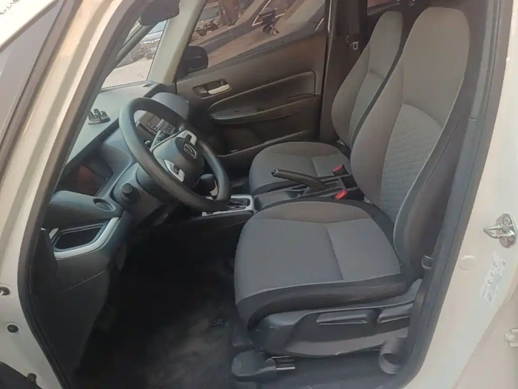 Honda Fit — миниатюра 15