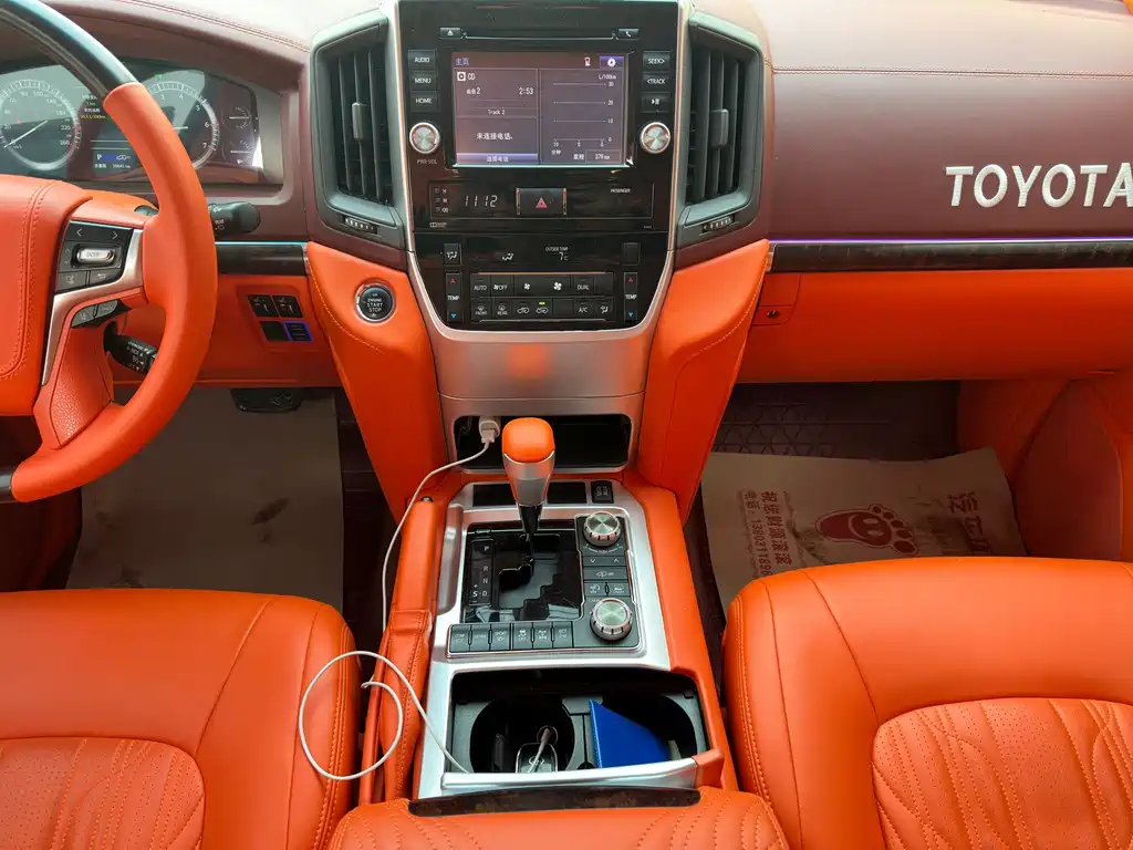 Toyota Land Cruiser — миниатюра 7