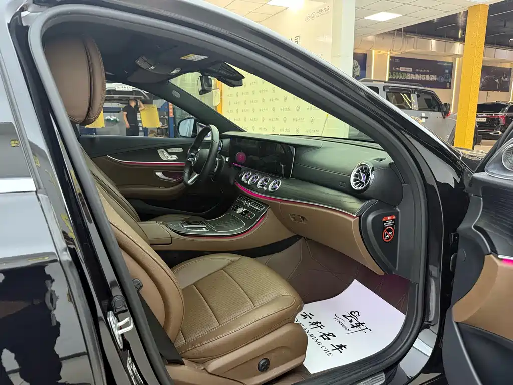 Mercedes-Benz E-Class — миниатюра 6