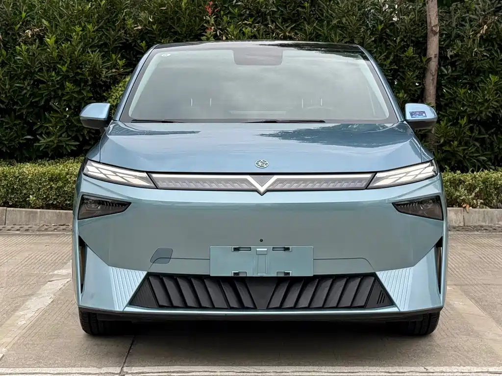 Venucia VX6 — миниатюра 2
