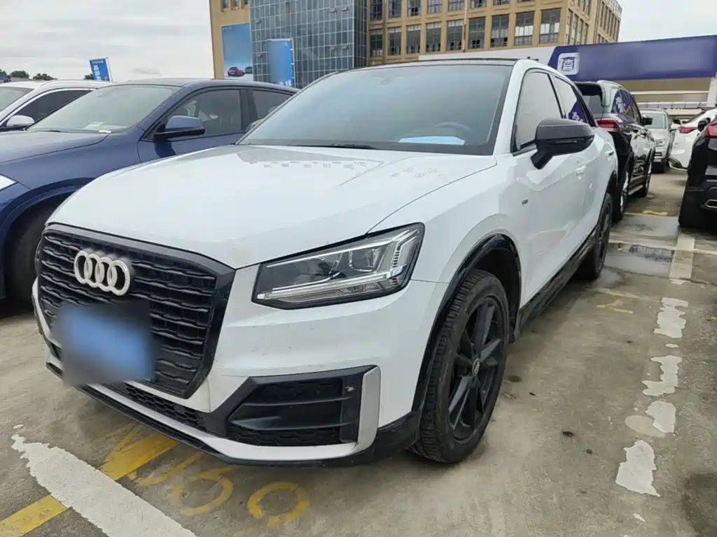 Audi Q2L — миниатюра 2