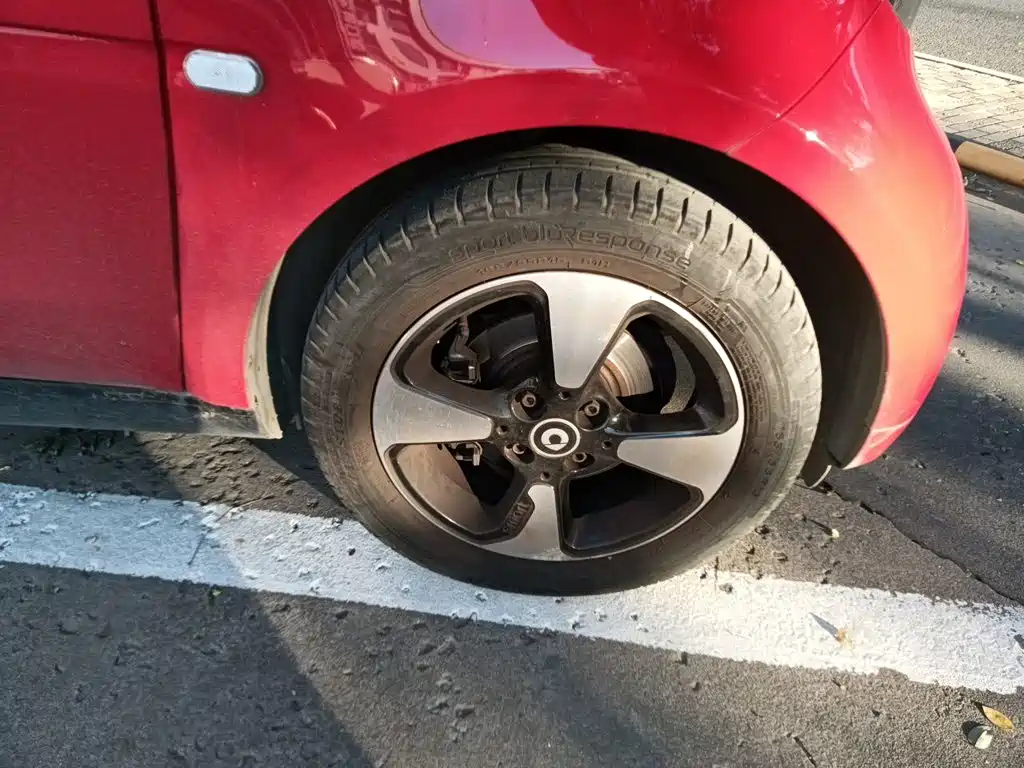 smart Smart Fortwo — миниатюра 24
