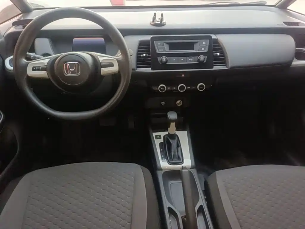 Honda Fit — миниатюра 10
