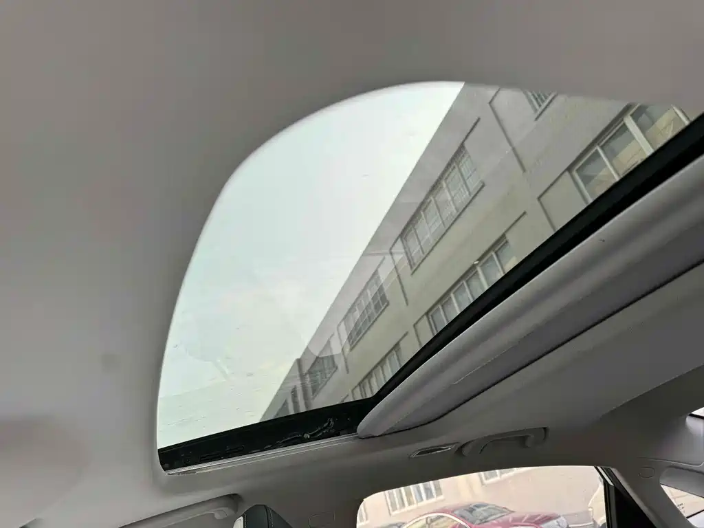 Geely Emgrand L — миниатюра 8