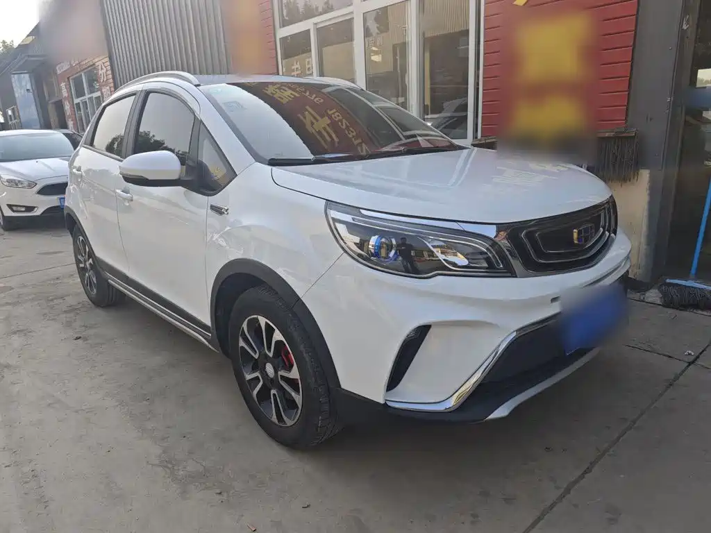 Geely Vision X3 — миниатюра 4